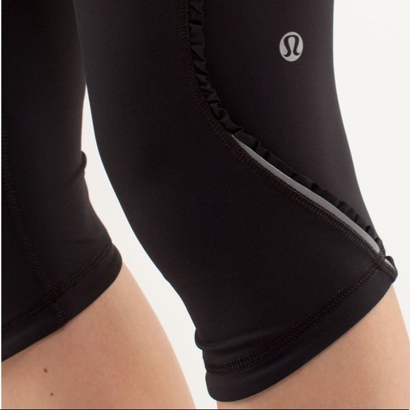 Lululemon Fast And Free Crop - Black / High Noon Dot Lilac - Picture 8 of 13